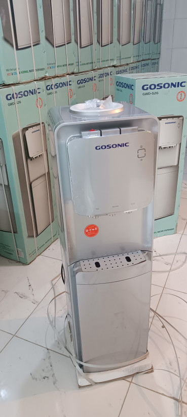 آبسردکن یخچال دار 526 Gosonic Gosonic